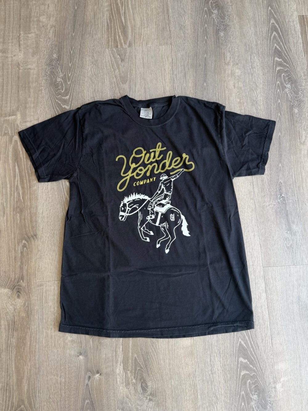 Out Yonder Short Sleeve